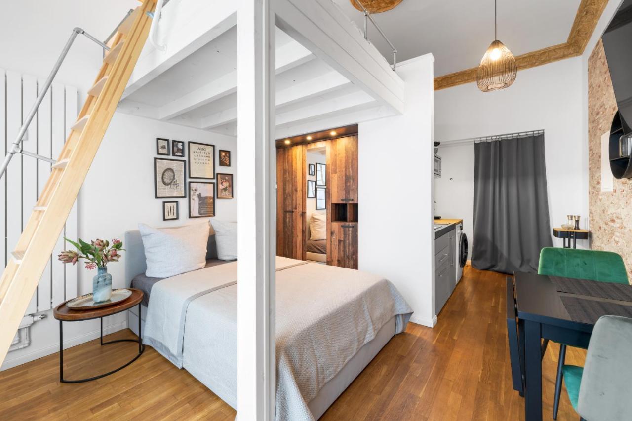 The Koburger Vh, Studio For Up To 4 With High Bed Berlijn Buitenkant foto